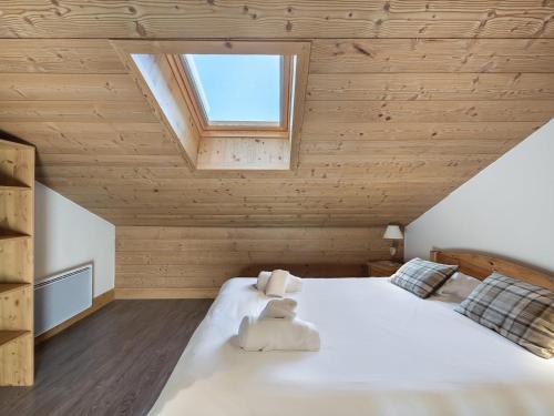 Chalet cosy au Raffort avec jardin, proche télécabines et bus, parking, animaux admis