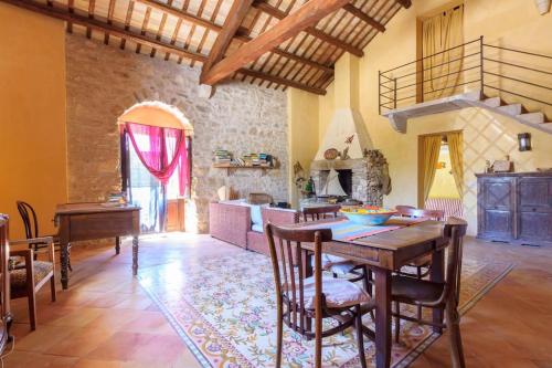 Posezení v ubytování CASA Adriana Affascinante casa in pietra