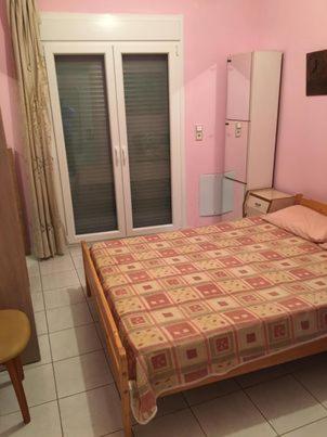 Ένα ή περισσότερα κρεβάτια σε δωμάτιο στο Dimis apartments