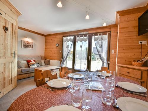 T3 + Coin Montagne Rénové Proche Centre, 6 Pers, Parking, Navettes Gratuites, Les Gets - FR-1-685-13