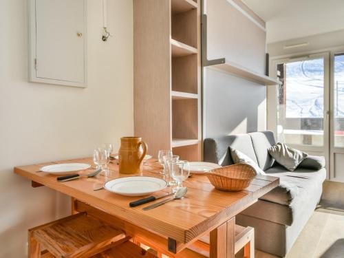 Photo de la galerie de l'établissement Studio cosy au pied des pistes - 4 pers - Idéal ski et VTT - Proche golf et centre - FR-1-685-53, aux Gets