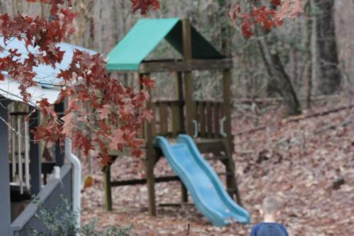 Galería fotográfica de The Grindle Bridge Cabin en Dahlonega