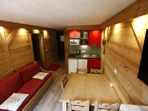 Photo de la galerie de l'établissement Charmant appartement rénové en centre-station avec WIFI à Avoriaz - FR-1-314-143, à Avoriaz