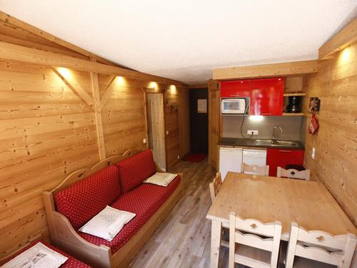 Photo de la galerie de l'établissement Charmant appartement rénové au cœur d'Avoriaz avec WIFI et TV, proche des commerces et pistes skiables - FR-1-314-140, à Avoriaz