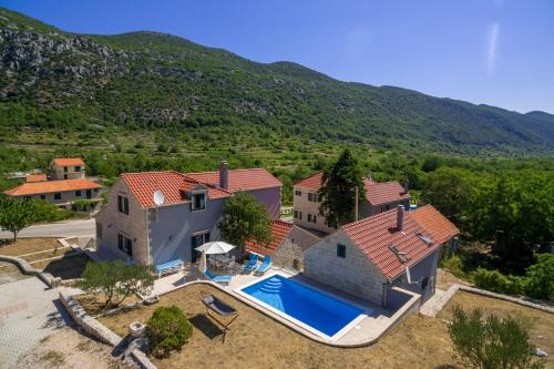 Family friendly house with a swimming pool Zupa, Zagora - 21245