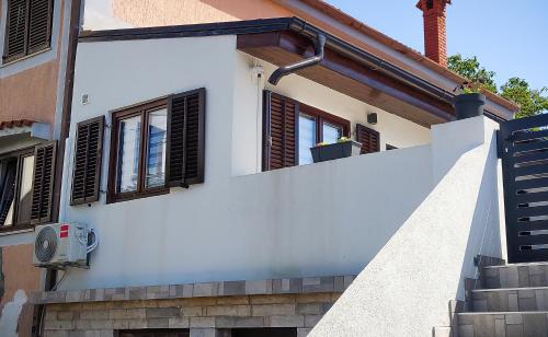 Apartments with a parking space Losinj, Losinj - 21485