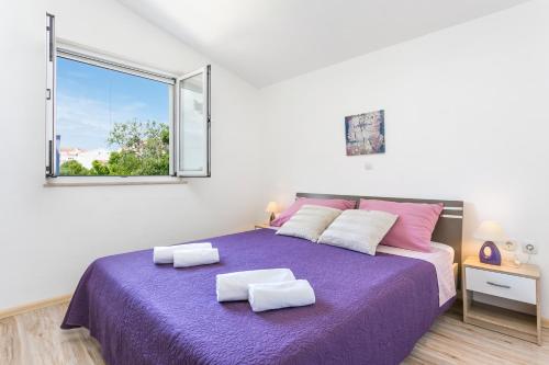 Apartments with parking space Kastel Stafilic, Kastela - 20843