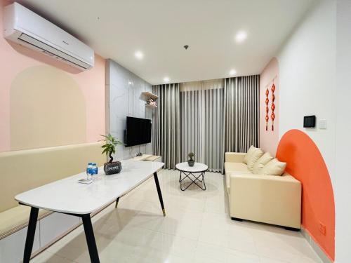 Μια τηλεόραση ή/και κέντρο ψυχαγωγίας στο S1.071209 Vinhomes Ocean Park