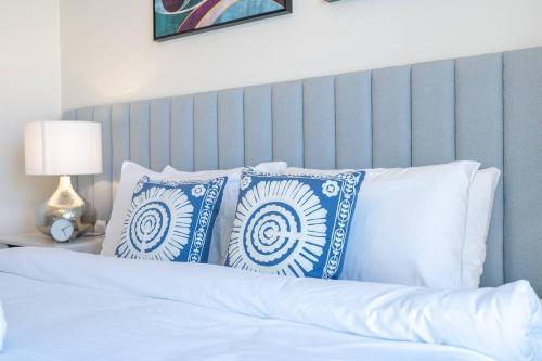 Fotografie z fotogalerie ubytování A Home Away From Home, Sleeps 6! v Dubaji