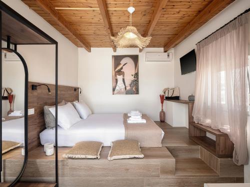 TV a/nebo společenská místnost v ubytování Lavender suite sea view