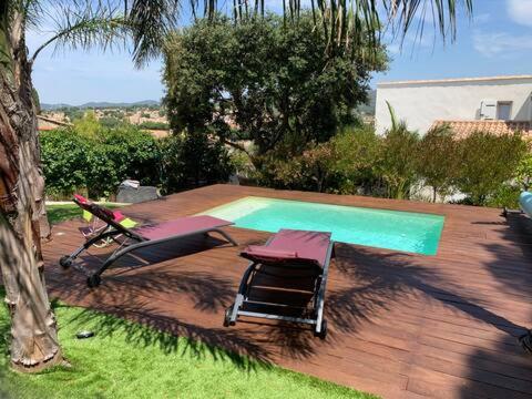 Maison 3 chambres, piscine privée, 2km mer