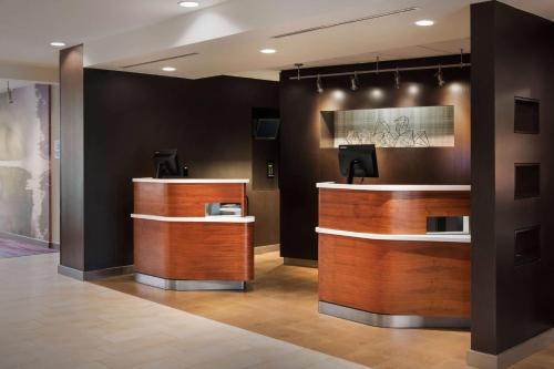 Sonesta Select Boston Stoughton – Photos 2
