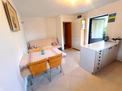 Imagen de la galería de Apartment Dumičić 2, en Rab