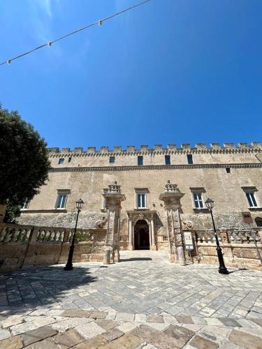 Το κτήριο όπου στεγάζεται  το διαμέρισμα