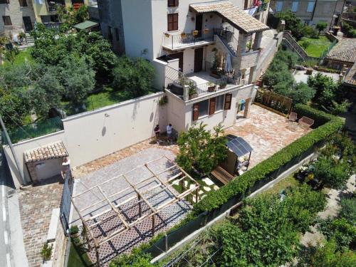 an aerial view of a house at La Casa delle Api in Offida