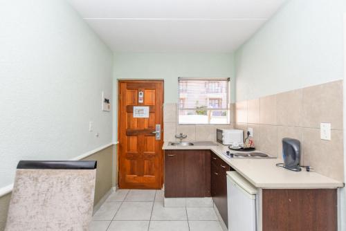 Dapur atau dapur kecil di Mercure Hotel Nelspruit