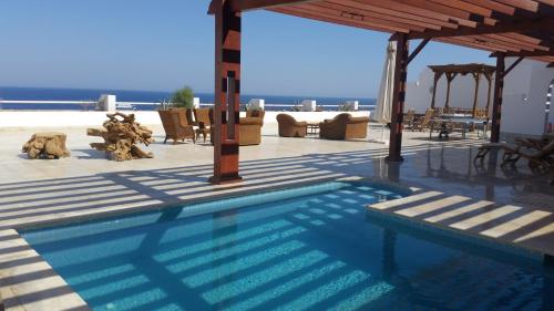 Bazén v ubytování Sheraton Sharm Hotel, Resort, Villas & Spa nebo v jeho okolí
