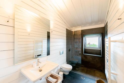 Koupelna v ubytování Casas da Prainha A