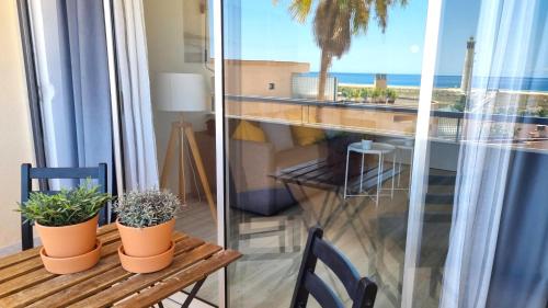 A balcony or terrace at Ocean Blue Deluxe Jandia by Sea You There Fuerteventura