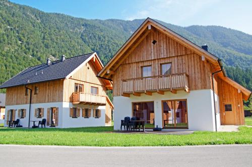 Ein allgemeiner Bergblick oder ein Berglick von des Chalets aus