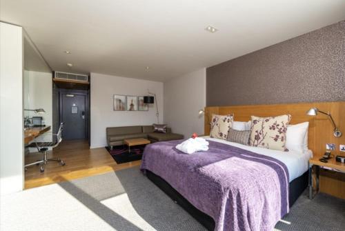 Apex Temple Court Hotel Image