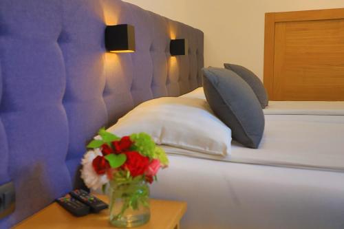 Cama o camas de una habitación en Apartments Oeneus