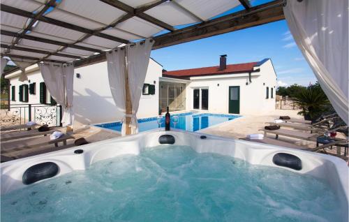 Beautiful Home In Lovrec With Sauna