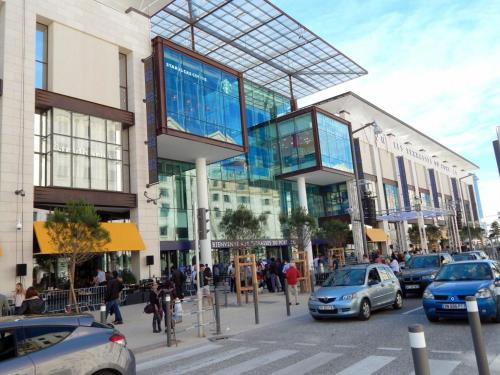 Duplex - Vue Mer exceptionnelle - Quartier Euromed-avec Box