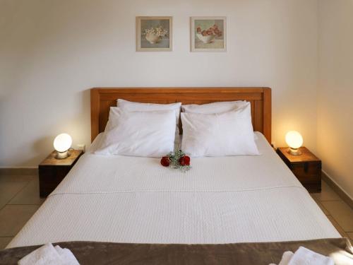 Postel nebo postele na pokoji v ubytování Apartment Domaine des Reines D1A by Interhome