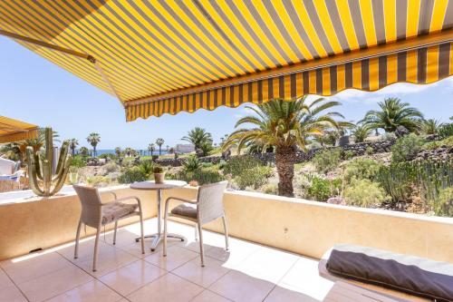 Luxury Seaside Retreat