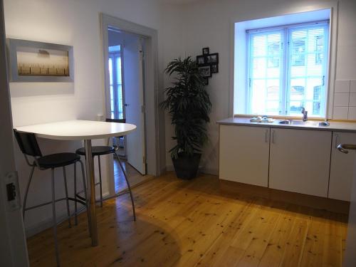 Kuchyň nebo kuchyňský kout v ubytování Vesterbro Apartments 70