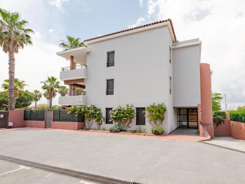 Apartment Santa Monica-2 by Interhome