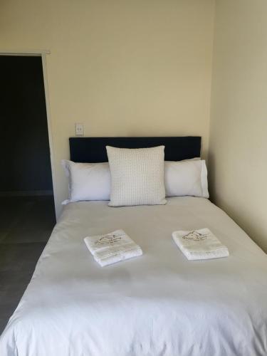 Domsa Lapeng Guesthouseにあるベッド