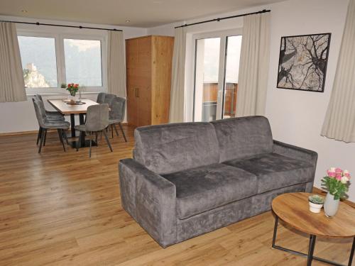 Zdjęcie z galerii obiektu Apartment Ladis-11 by Interhome w mieście Ladis