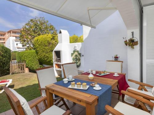 Vonkajšia záhrada v ubytovaní Holiday Home La Reserva IV by Interhome