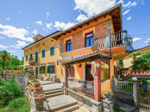 Apartment Edo-2 by Interhome