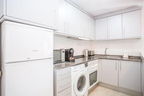 AL38 elegant apartment in Fenals beach