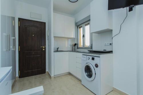 087 Sky Studio - Alicante Holiday