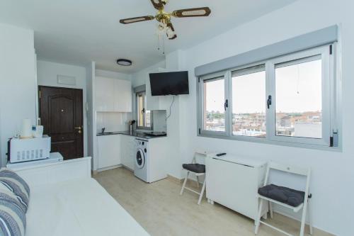087 Sky Studio - Alicante Holiday