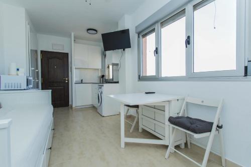087 Sky Studio - Alicante Holiday