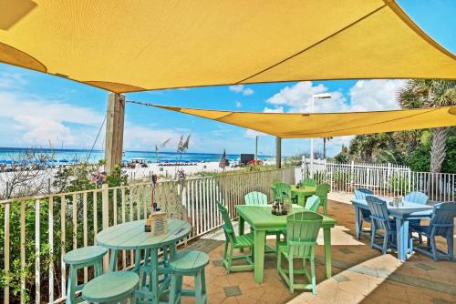 Boardwalk 209 photo 36