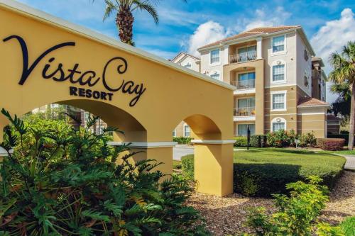 Luxury Lake View Condo-Vista Cay photo 39