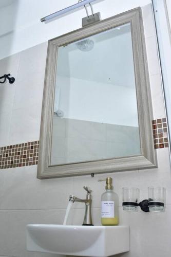 Koupelna v ubytování Zuri Luxe 2BR apartment- Silversands Beach Malindi