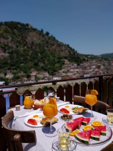 Menjar a l'hotel o a prop