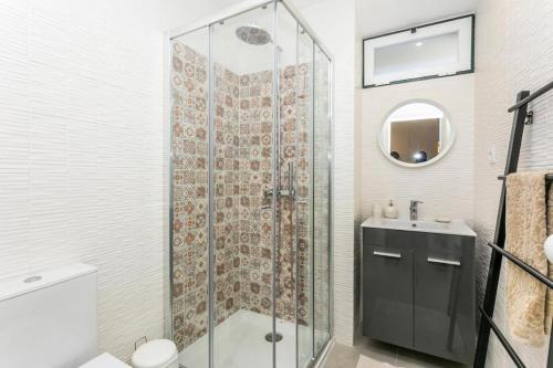 Chic 2BR in Historic Alfama | Heart of Lisbon Culture by Lisbeyond