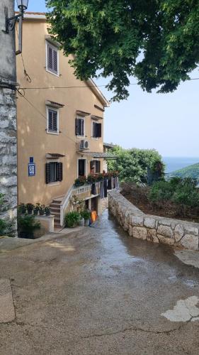 Sobe Biserka i Mario Brseč