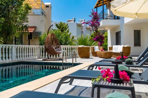 Bazén v ubytování Villa Verde Luxury Mediterranean Villa With Private Pool nebo v jeho okolí