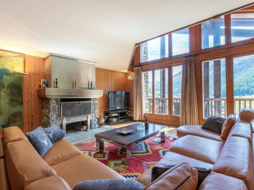 Chalet de luxe avec sauna, cheminée et WiFi à Val-d'Isère