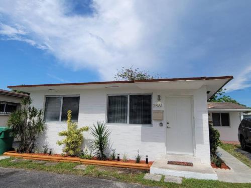 Sol Miami #1 with free parking on premises photo 13