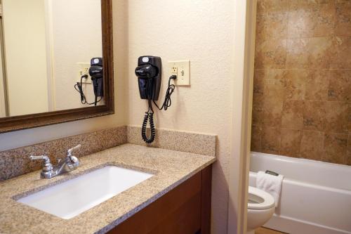 Rosen Inn International Near The Parks Image
